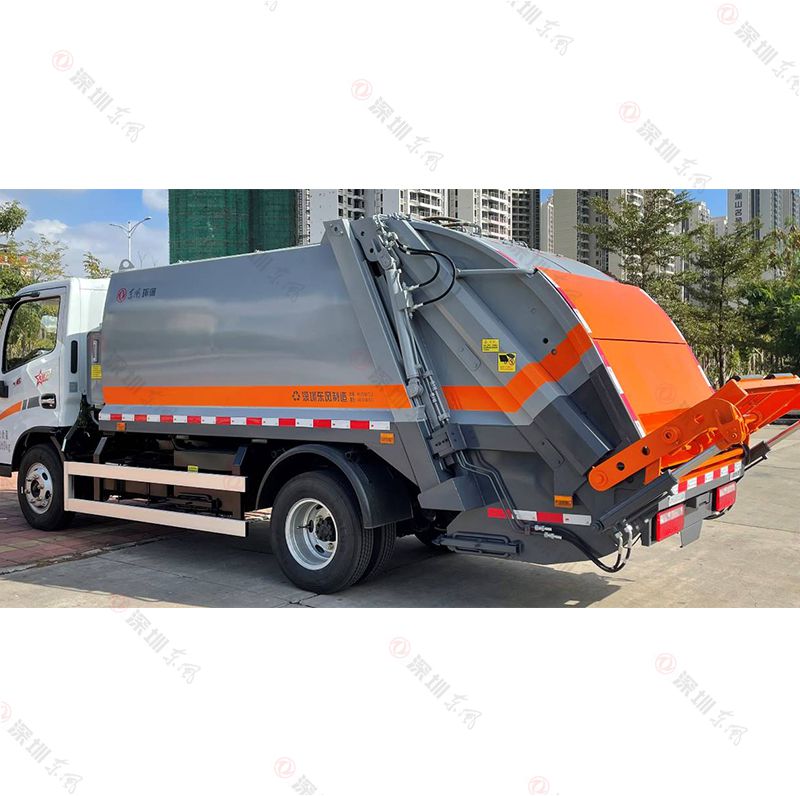 3T D6 QuanChai Compressed GarbageTruck