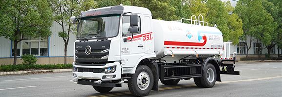 Shenzhen Dongfeng D3L Greening Sprinkler Truck: Power and Performance